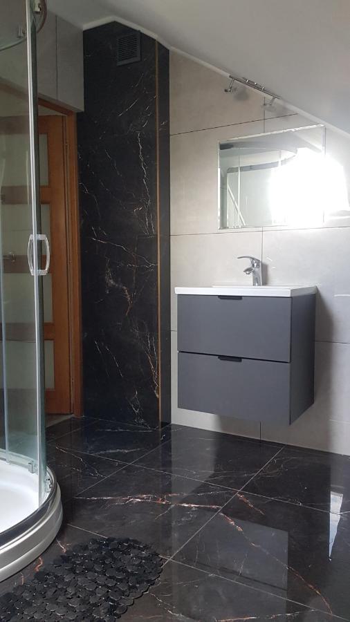 Apartament Sosnowa Appartement Krasnobród Buitenkant foto