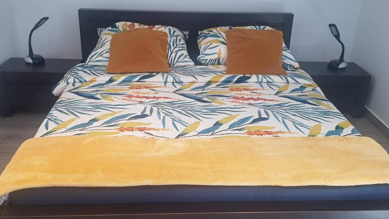 Apartament Sosnowa Appartement Krasnobród Buitenkant foto